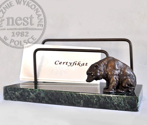 Listownik z niedźwiedziem na marmurze