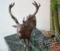 Jeleń rzeźba wykonana z brązu - Nest