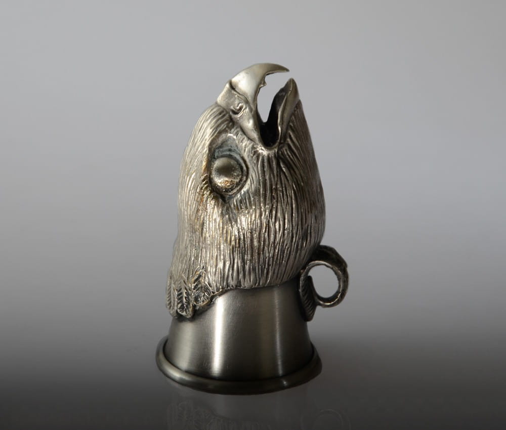 Kulawka srebrzona z sokołem