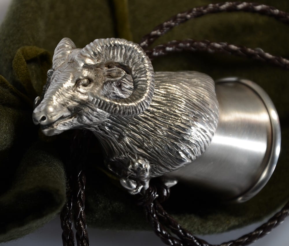 Srebrzona kulawka z muflonem