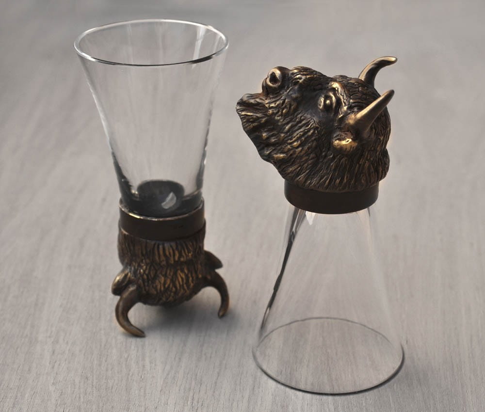 Kieliszek myśliwski z żubrem