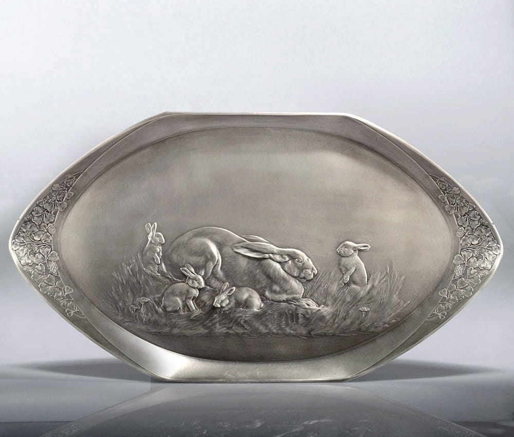 Posrebrzana taca myśliwska - zające