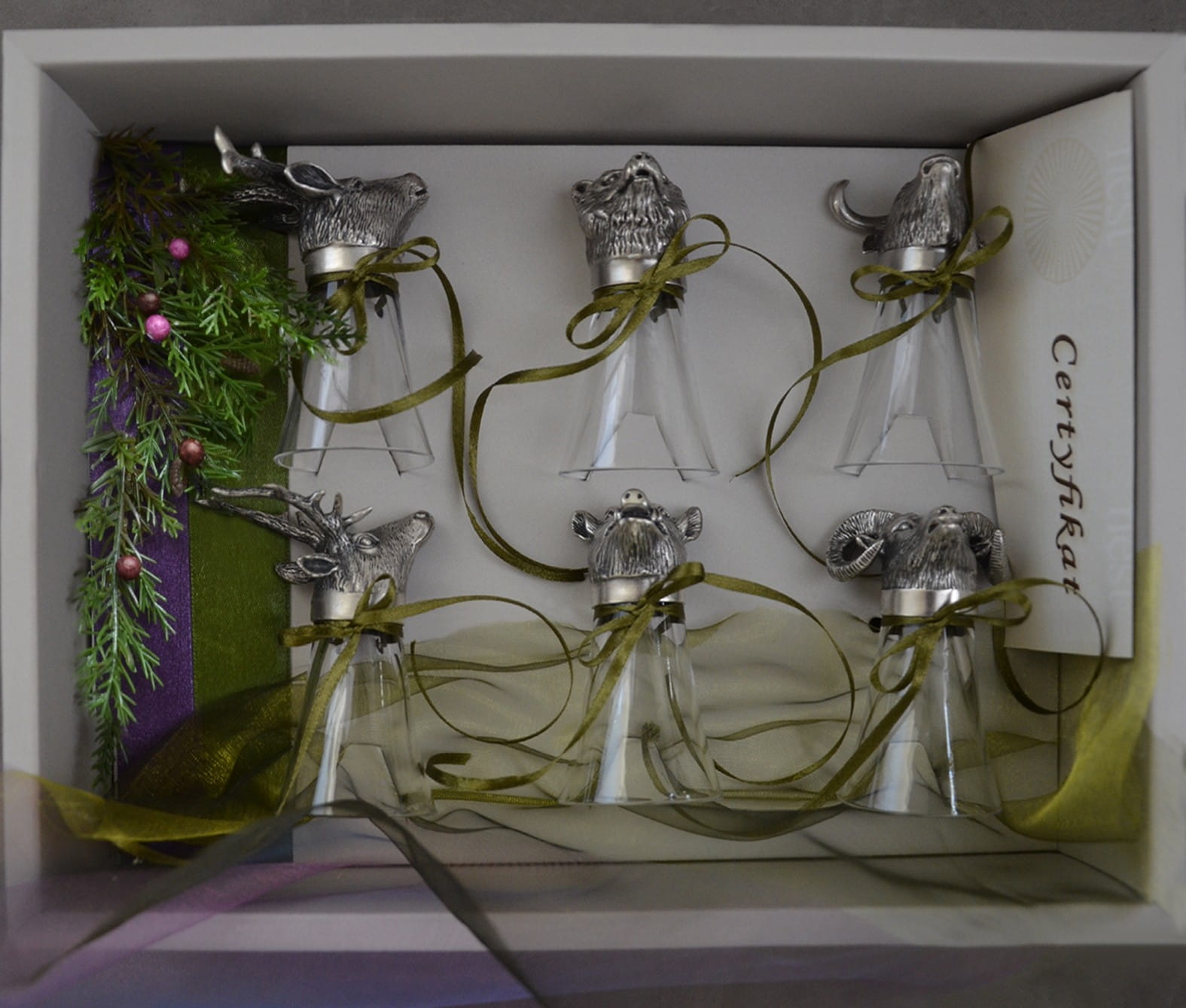 Zestaw kieliszków myśliwskich z motywem zwierząt