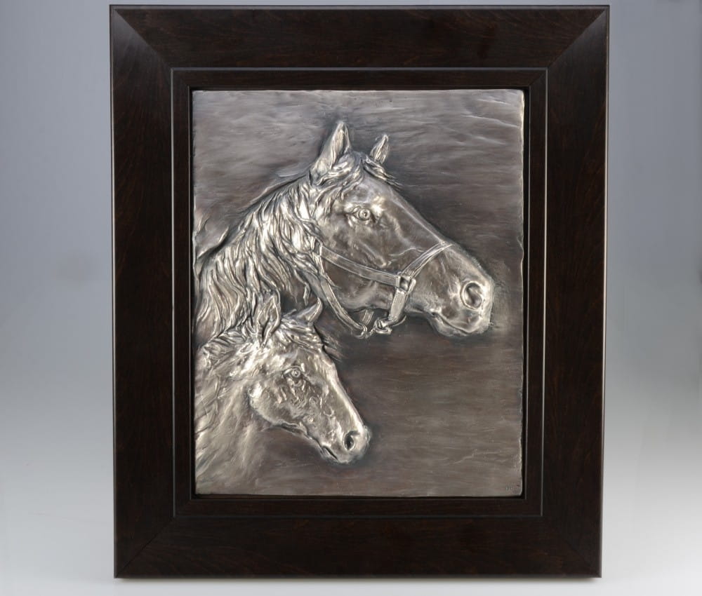 Prezent do gabinetu - płaskorzeźba z końmi