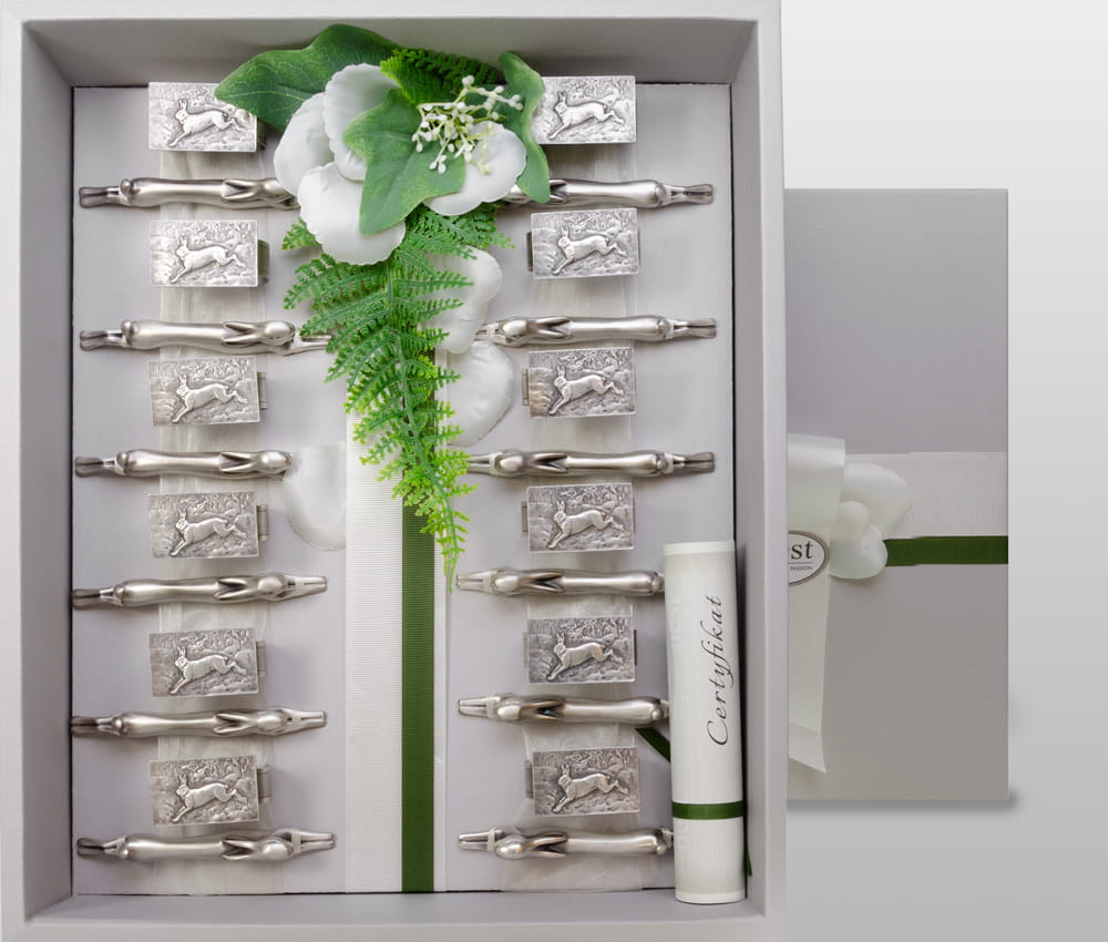 Oryginalny prezent myśliwski dla Diany - serwetniki, koziołki do sztućców, zające