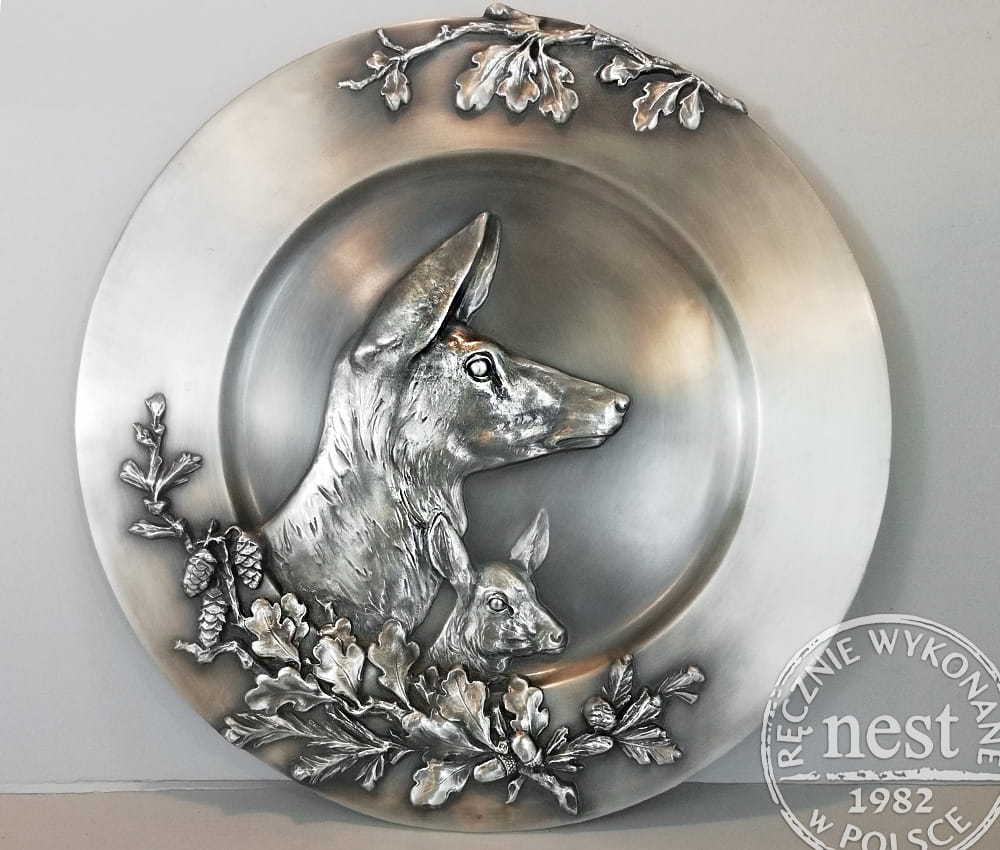 Okazała srebrzona taca z sarnami